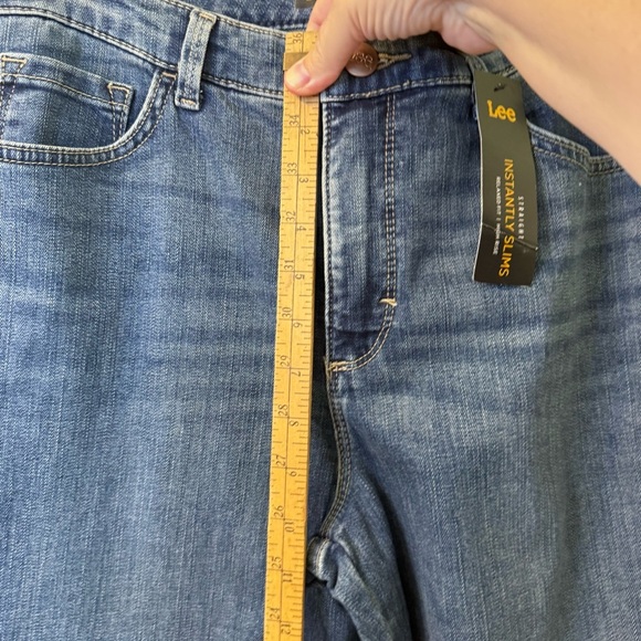 Lee Blue Relaxed Fit Straight Leg Jeans Classic Style Women’s Size 10 Long - Picture 6 of 9